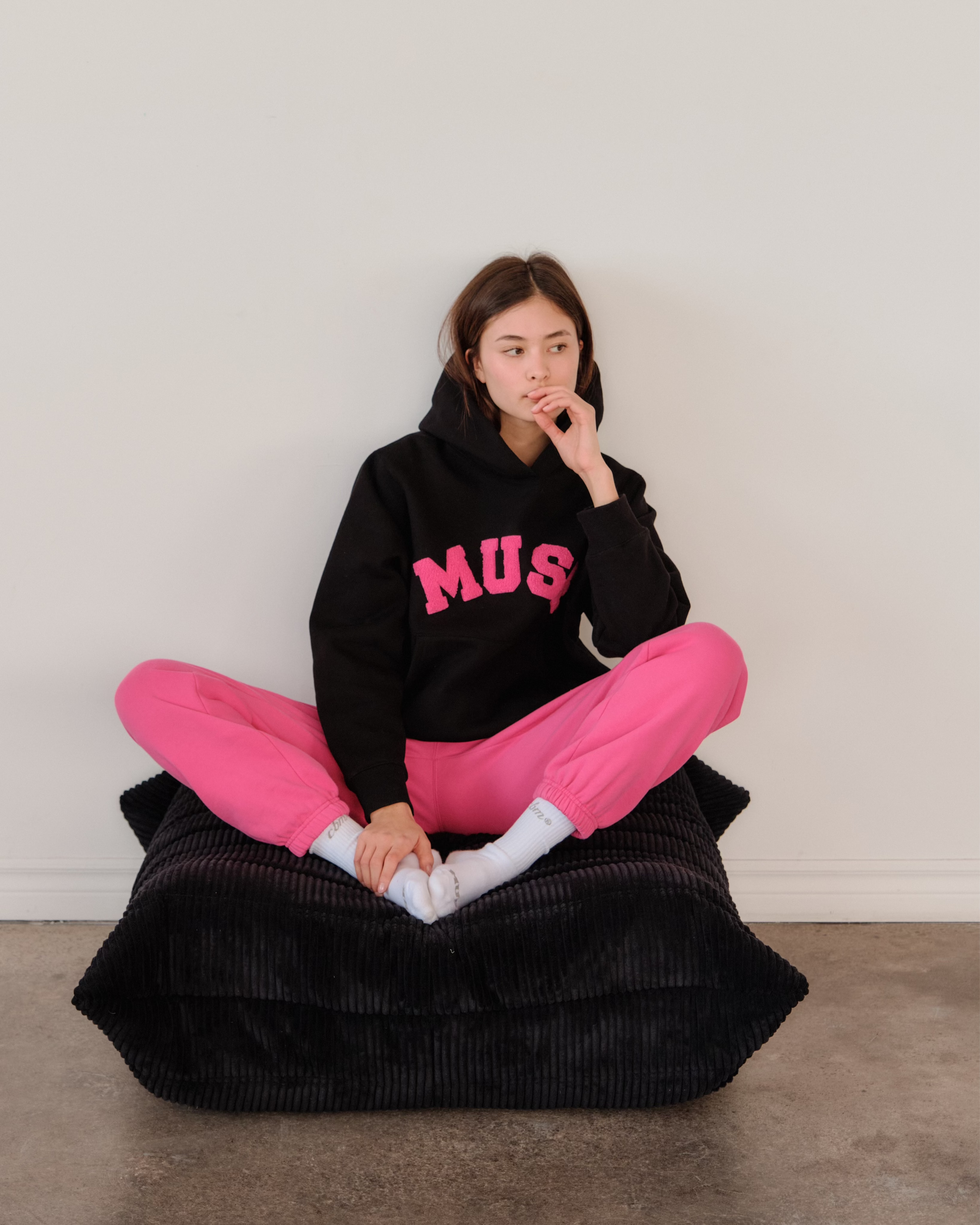 Heavyweight Chenille Hoodie - Black Taffy