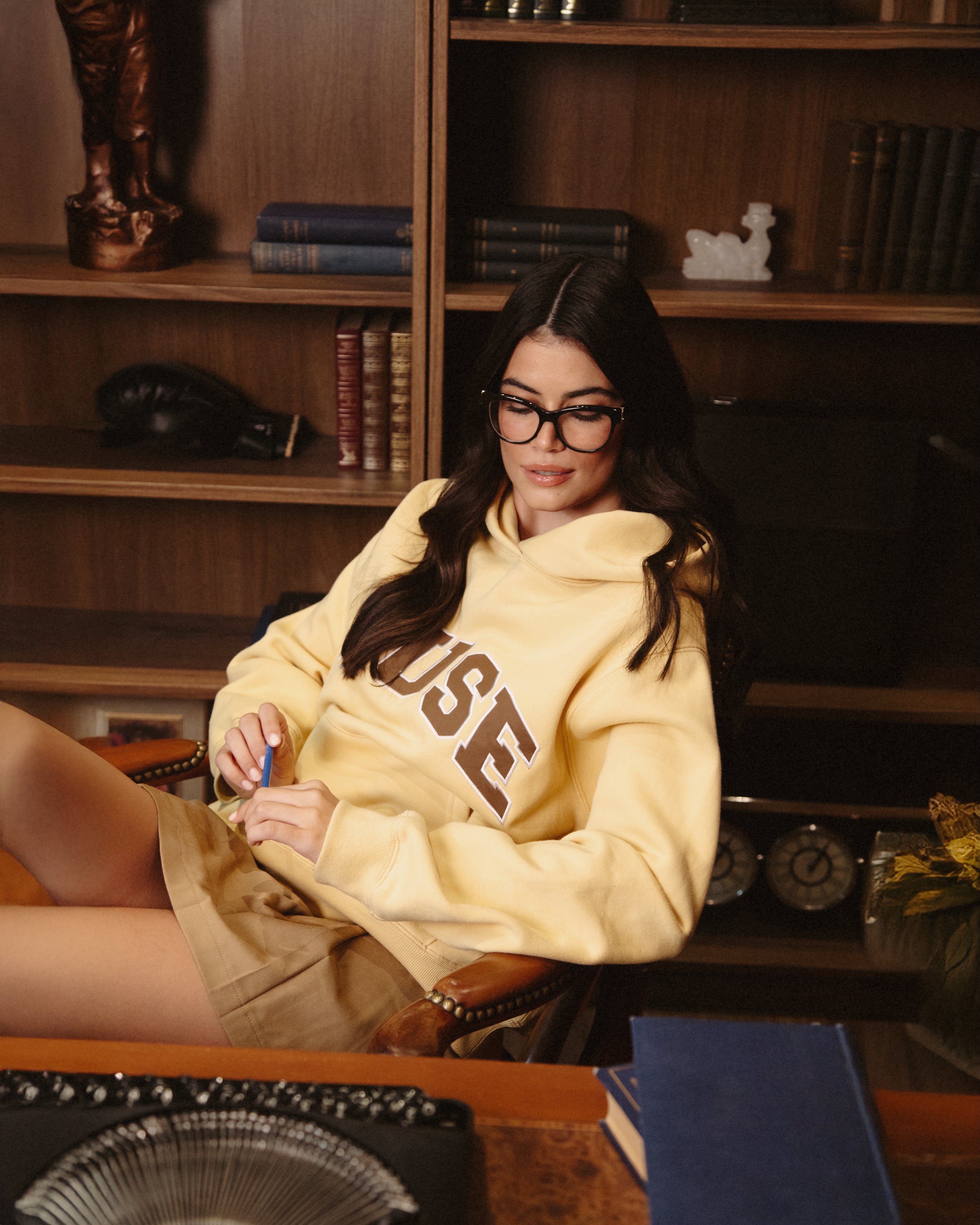 Heavyweight Scholar Hoodie - Banana Butter