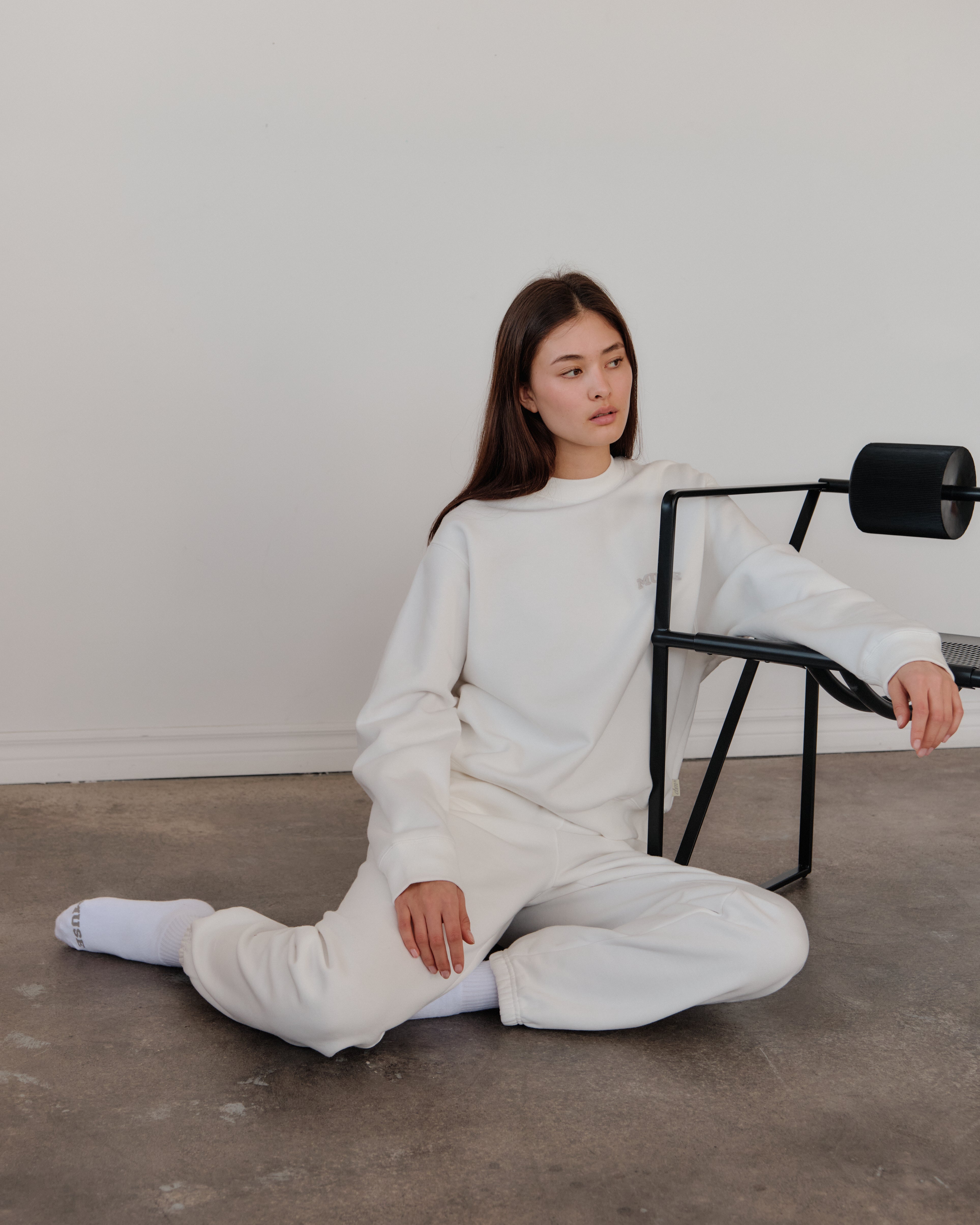 Heavyweight Sweatshirt - White Lily