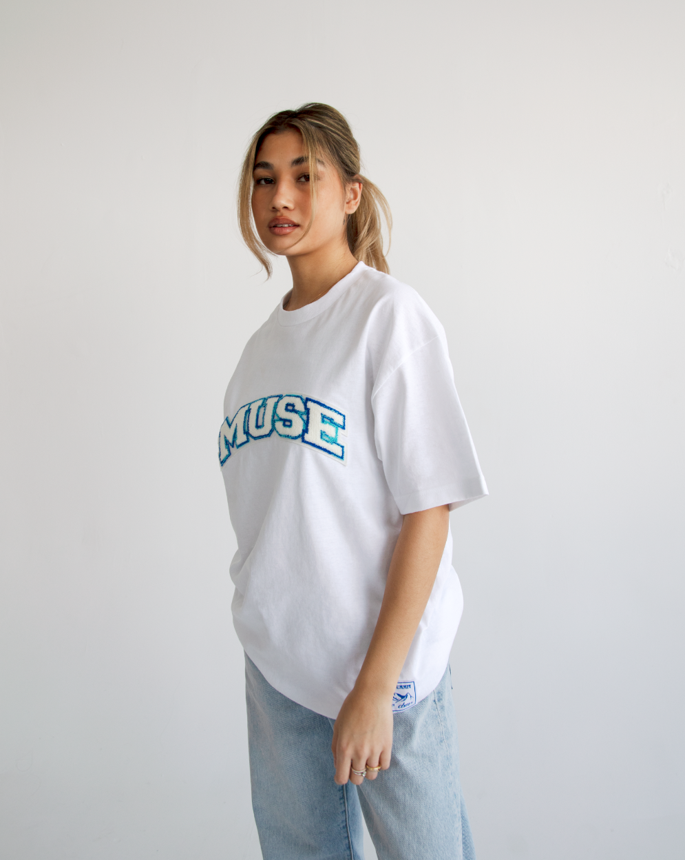 OG Chenille White T-shirt - Fiji